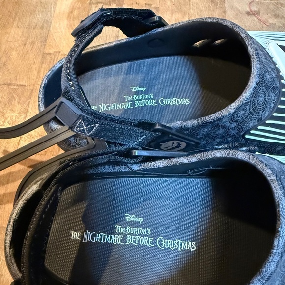 Disney Nightmare Before Christmas Clogs Sandals NEW Sz 12 Euro 45 black & white - Picture 3 of 16